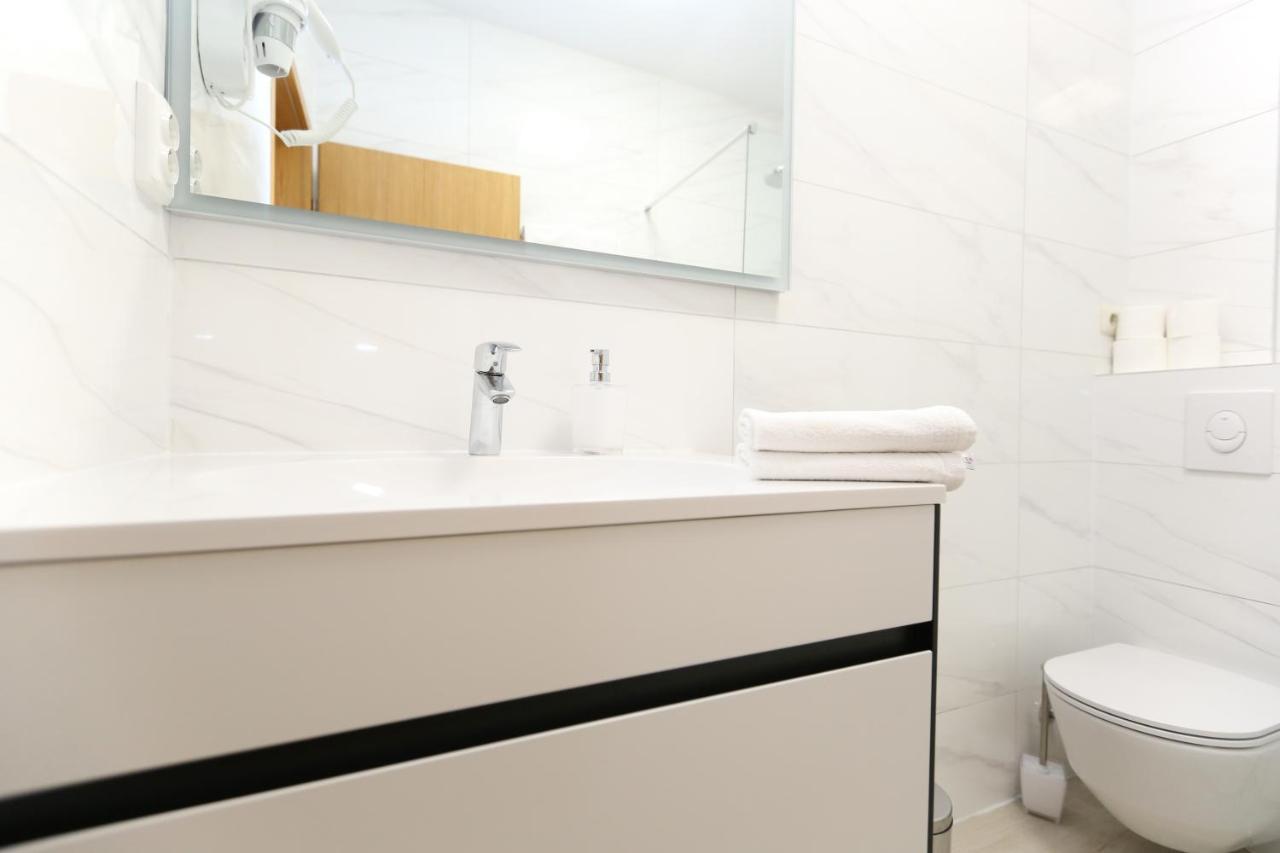 Apartmani Guto Podstrana Exteriér fotografie