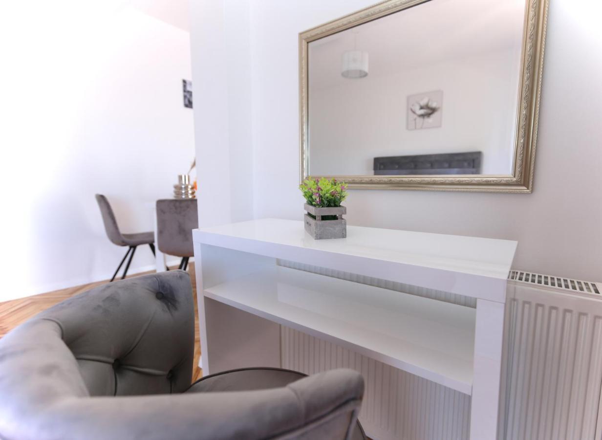 Apartmani Guto Podstrana Exteriér fotografie