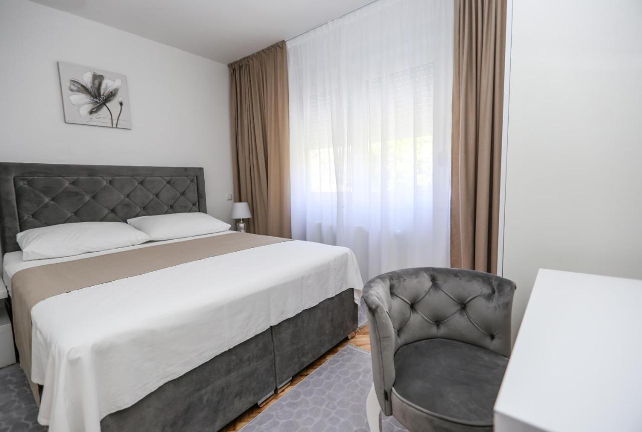 Apartmani Guto Podstrana Exteriér fotografie