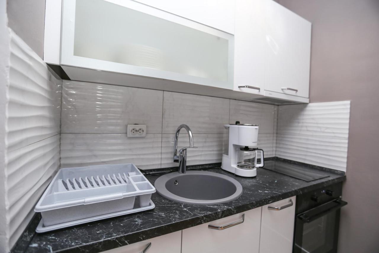 Apartmani Guto Podstrana Exteriér fotografie
