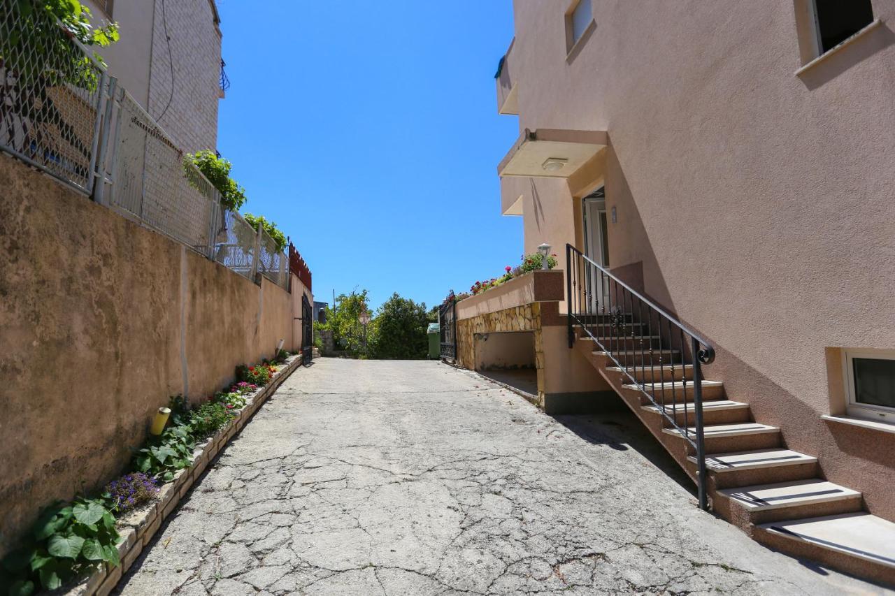 Apartmani Guto Podstrana Exteriér fotografie