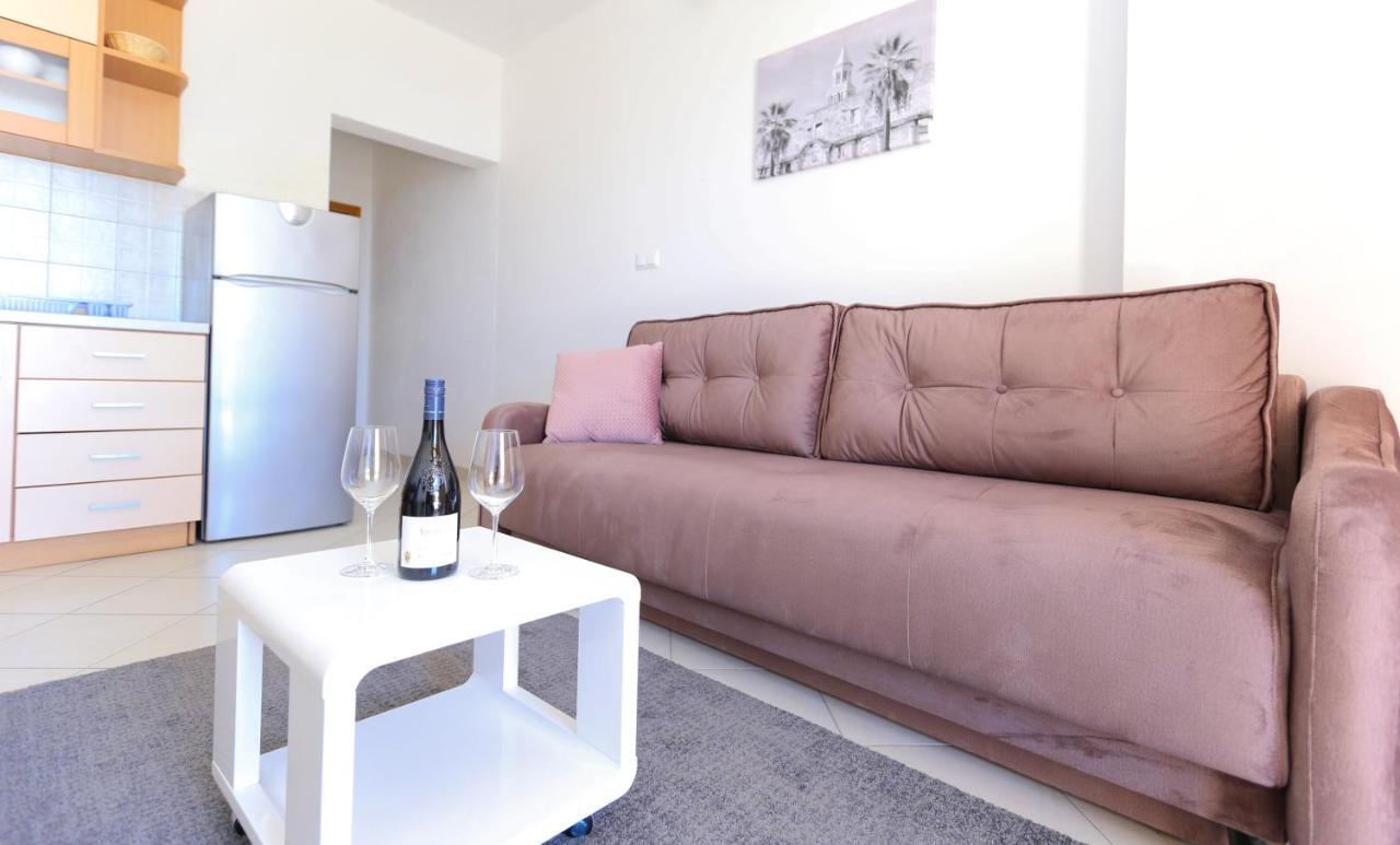 Apartmani Guto Podstrana Exteriér fotografie